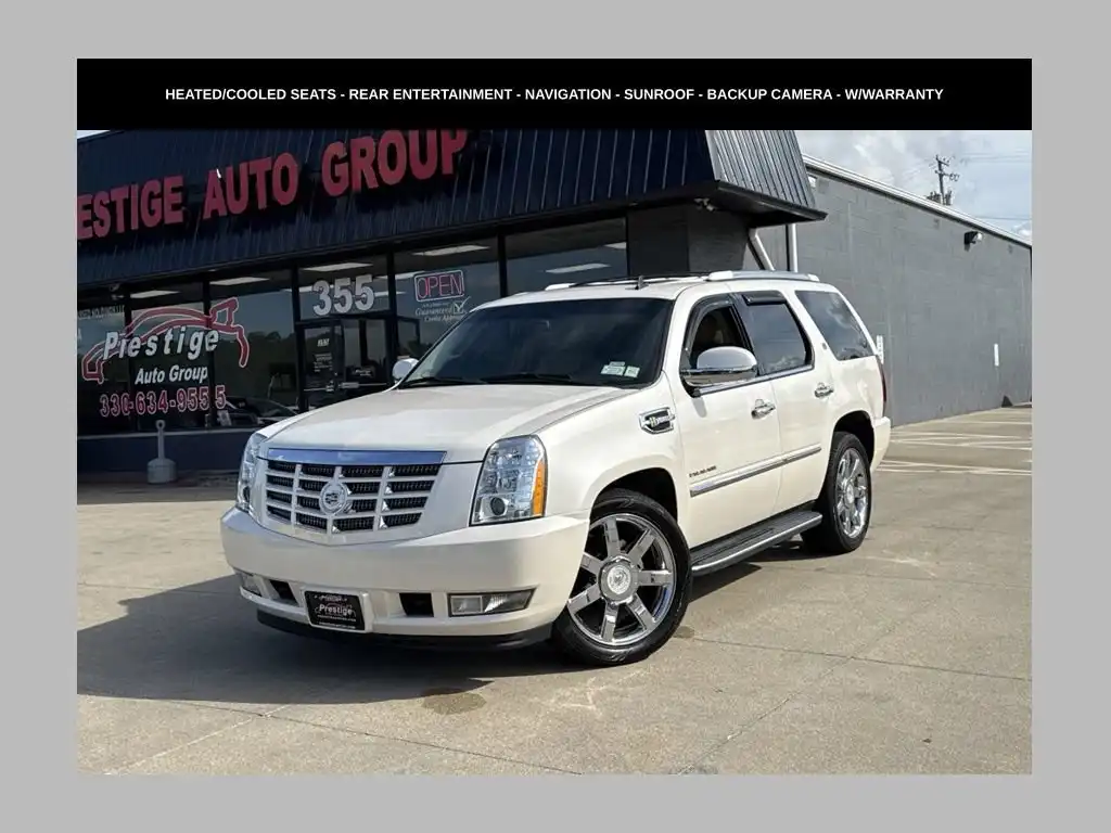2011 Cadillac Escalade 4WD Hybrid's photo