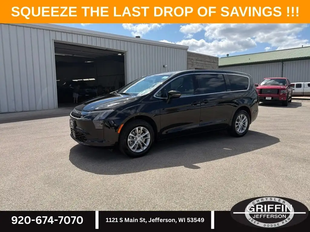 2027 Chrysler Pacifica Select AWD's photo