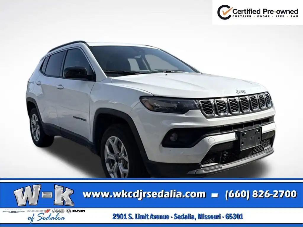 2025 Jeep Compass Latitude 4WD's photo