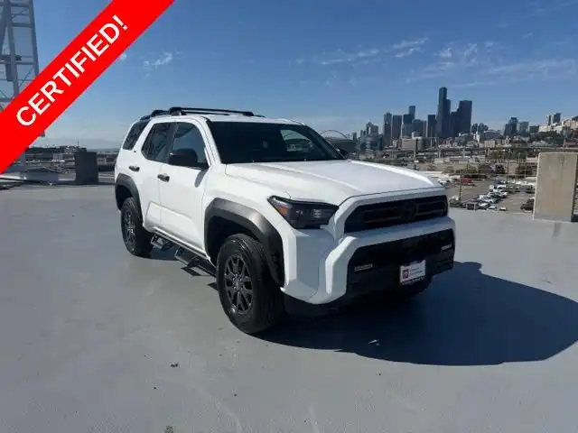 2025 Toyota 4Runner SR5 4WD's photo