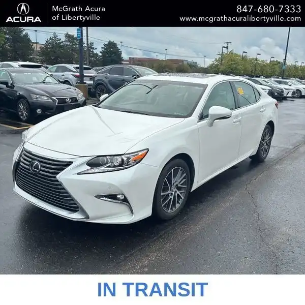 2017 Lexus ES 350 350's photo