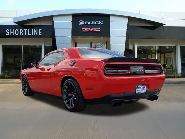 2023 Dodge Challenger R/T Scat Pack photo 5