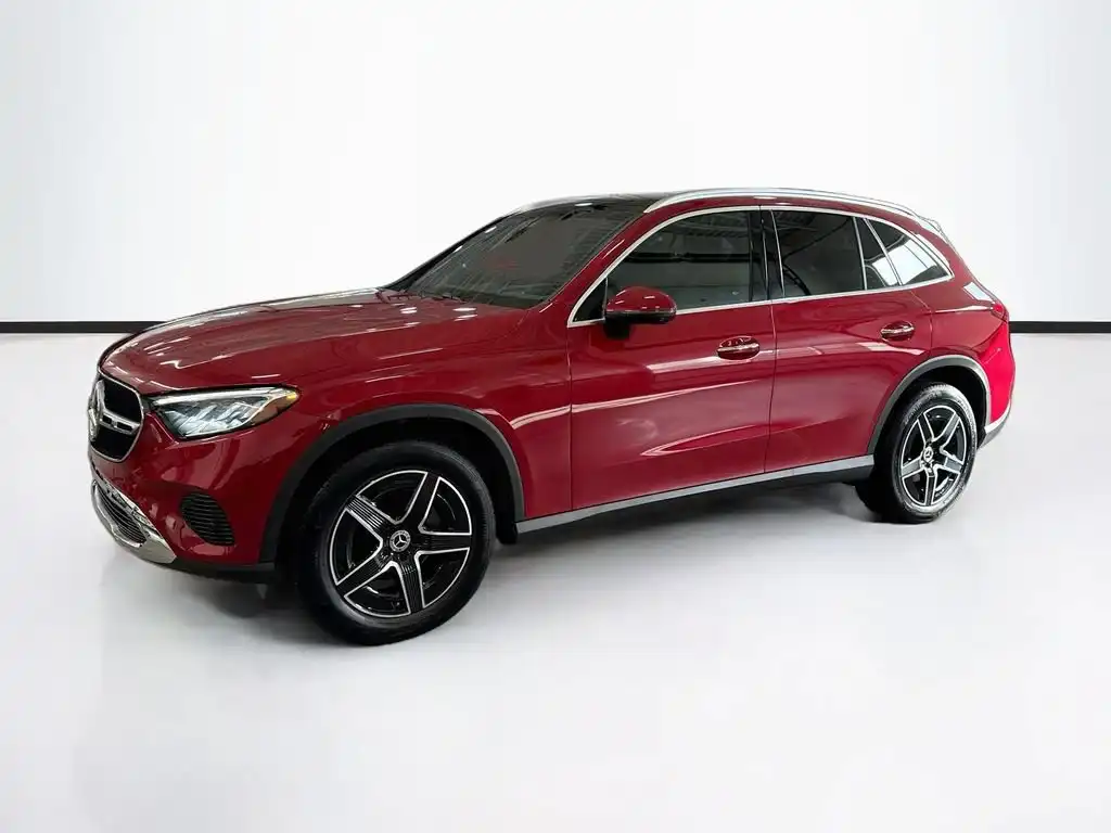 2026 Mercedes-Benz GLC GLC300 4MATIC's photo