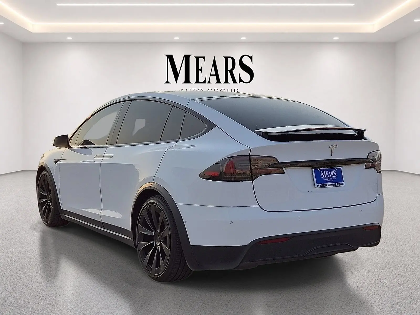 2022 Tesla Model X Long Range photo 3