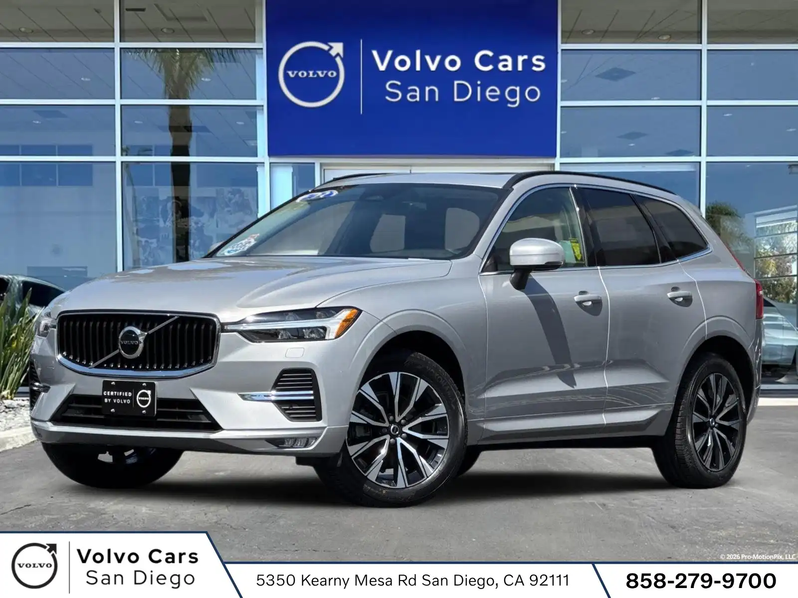 2023 Volvo XC60 B5 Core AWD's photo