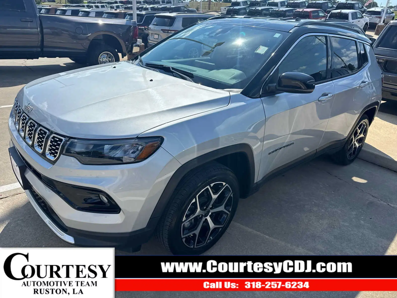 2025 Jeep Compass Limited 4WD photo 1