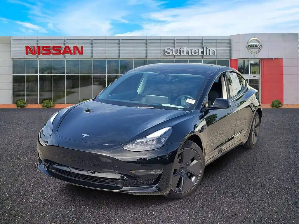 2023 Tesla Model 3 Base's photo