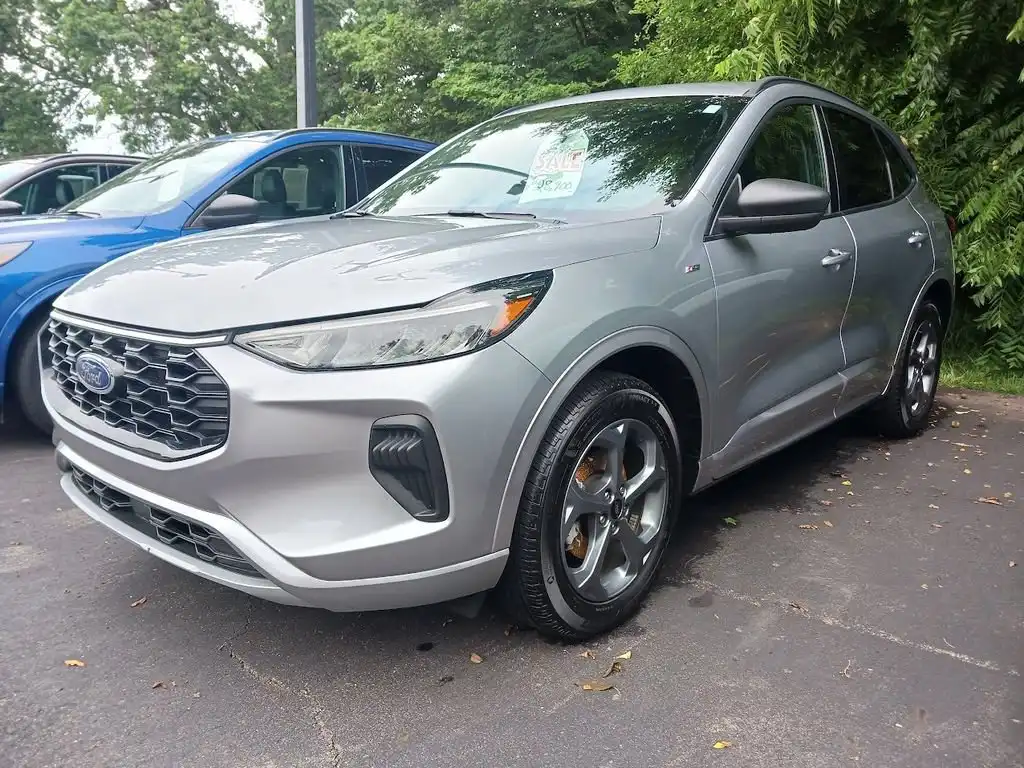 2024 Ford Escape ST-Line AWD's photo