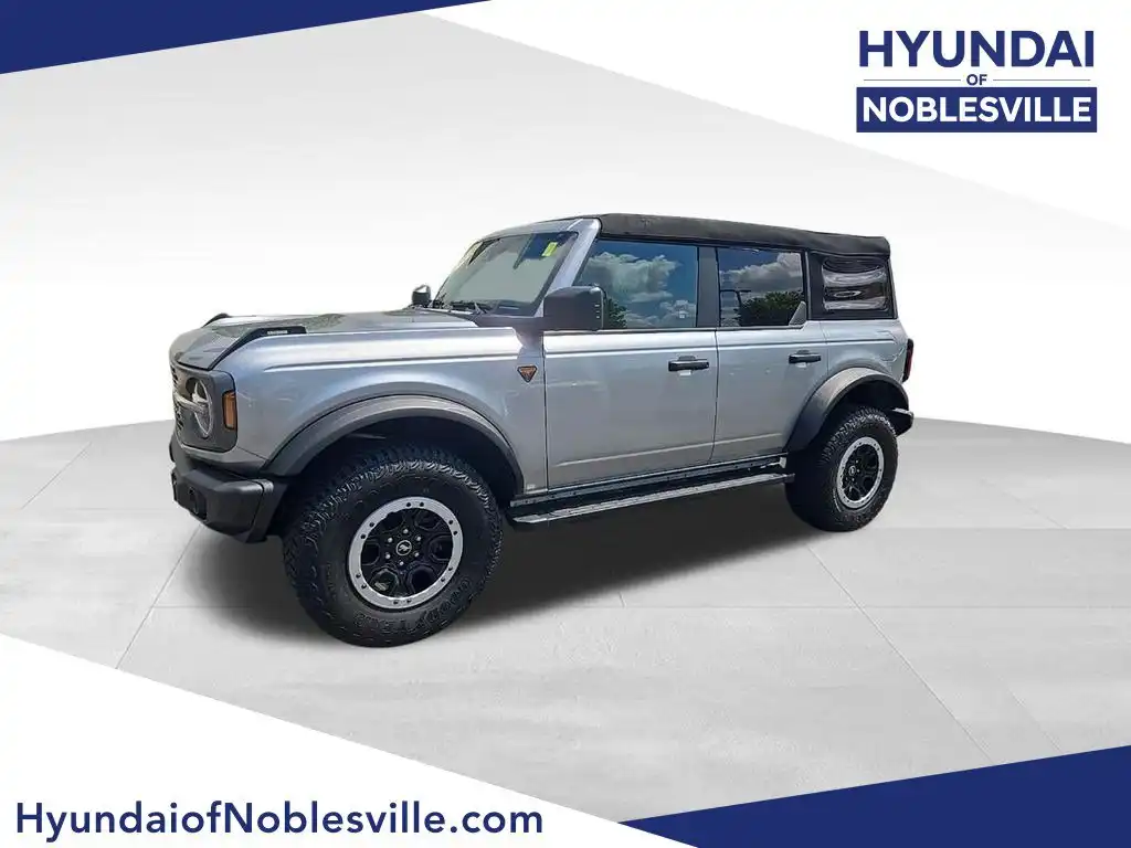 2023 Ford Bronco Badlands 4x4's photo