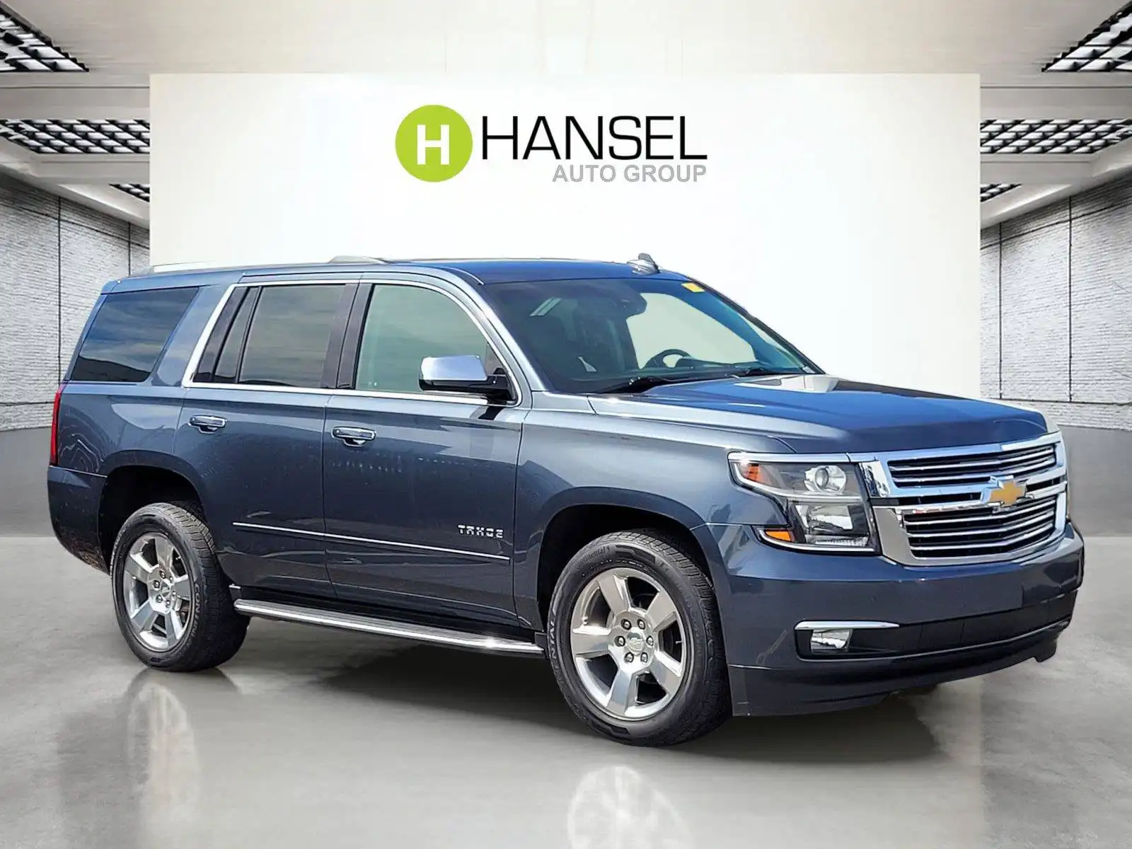 2019 Chevrolet Tahoe 2WD Premier's photo
