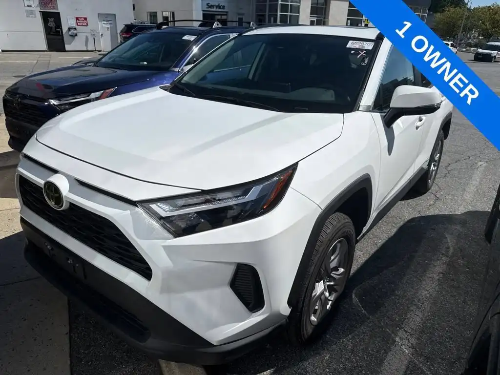 2025 Toyota RAV4 Hybrid XLE AWD's photo