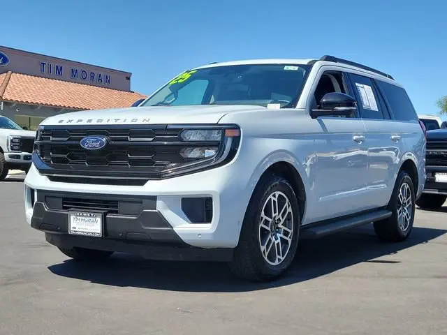 2025 Ford Expedition Active 4x4 photo 5