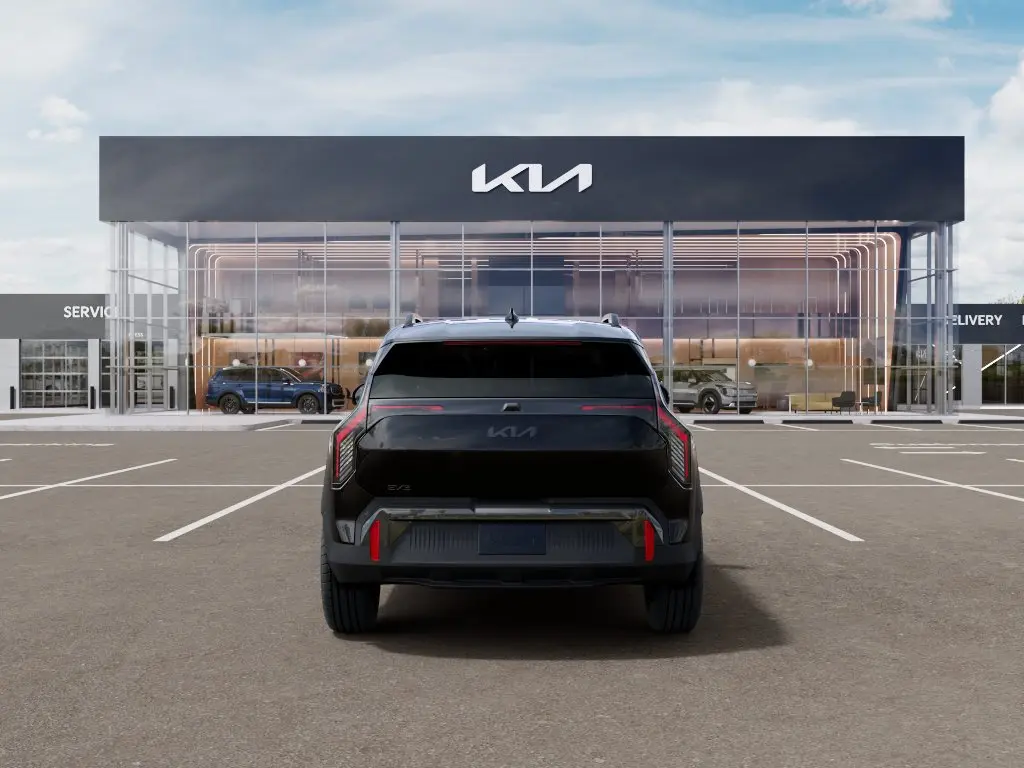 2027 Kia EV3 Land photo 5