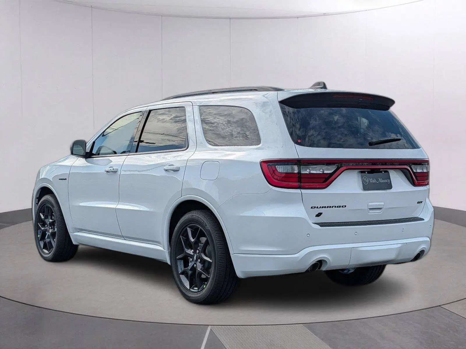 2027 Dodge Durango HEMI V8 GT AWD photo 3