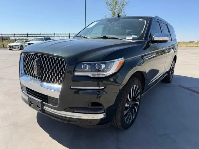 2022 Lincoln Navigator Black Label 4WD's photo