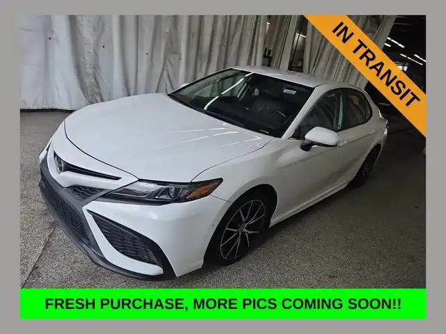 2021 Toyota Camry 2.5 Auto SE's photo