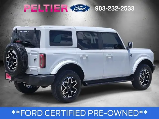 2025 Ford Bronco Outer Banks 4x4 photo 4