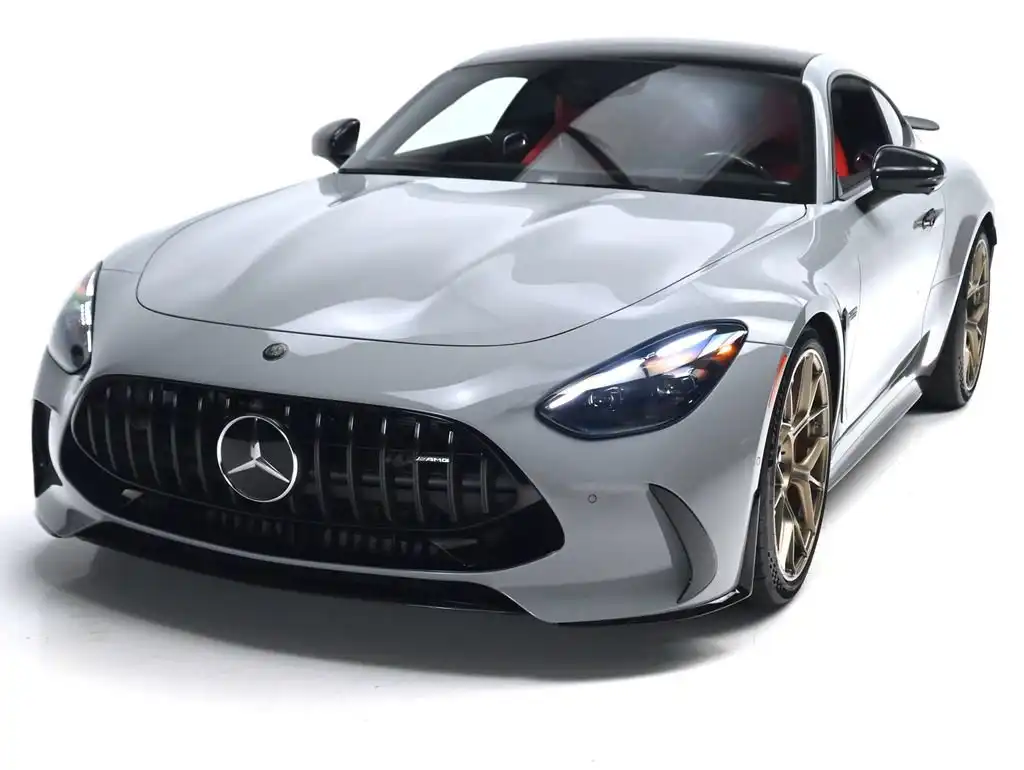 2026 Mercedes-Benz AMG GT 63 S E Performance's photo