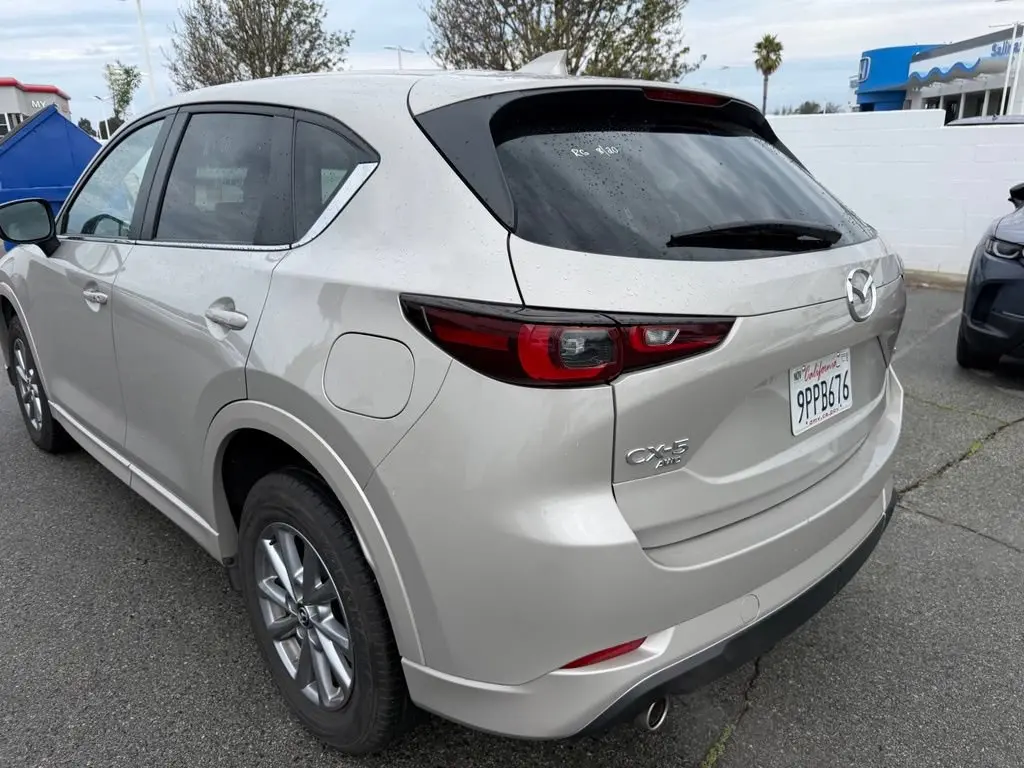 2025 Mazda CX-5 Preferred AWD Auto Package S photo 3
