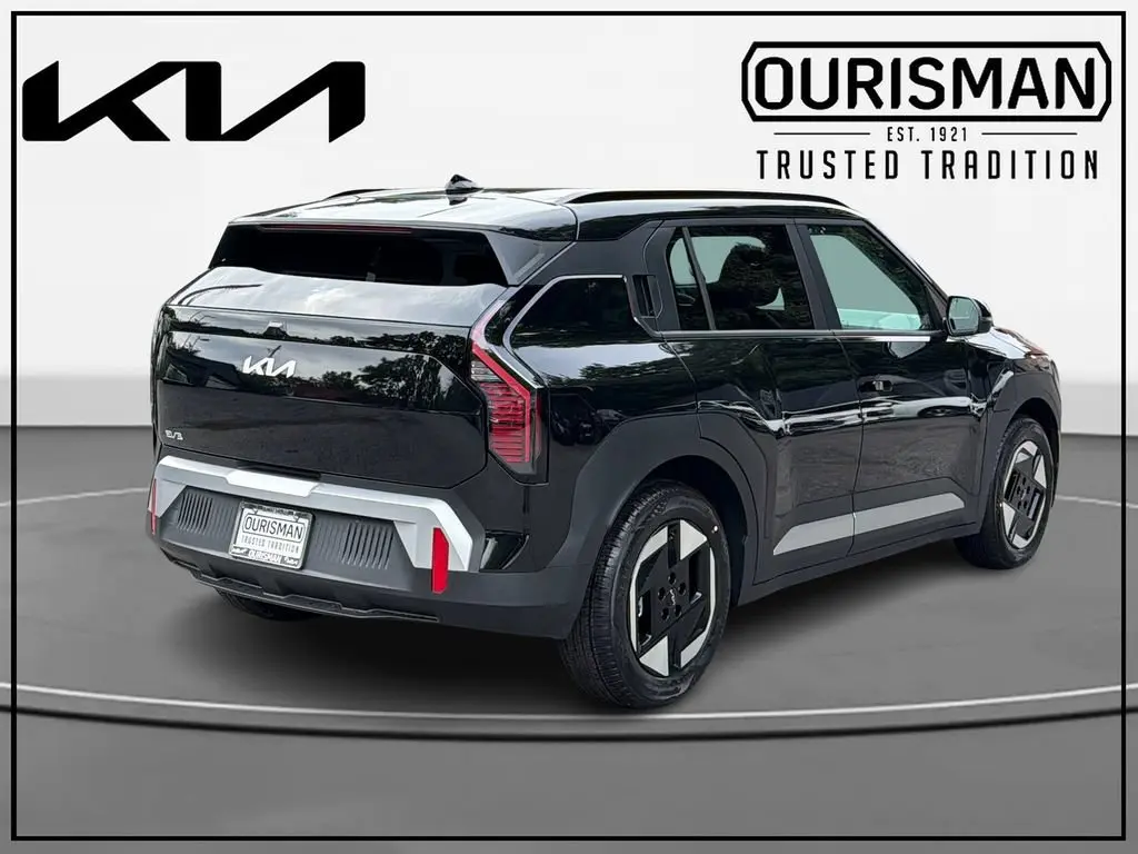2027 Kia EV3 Wind photo 4