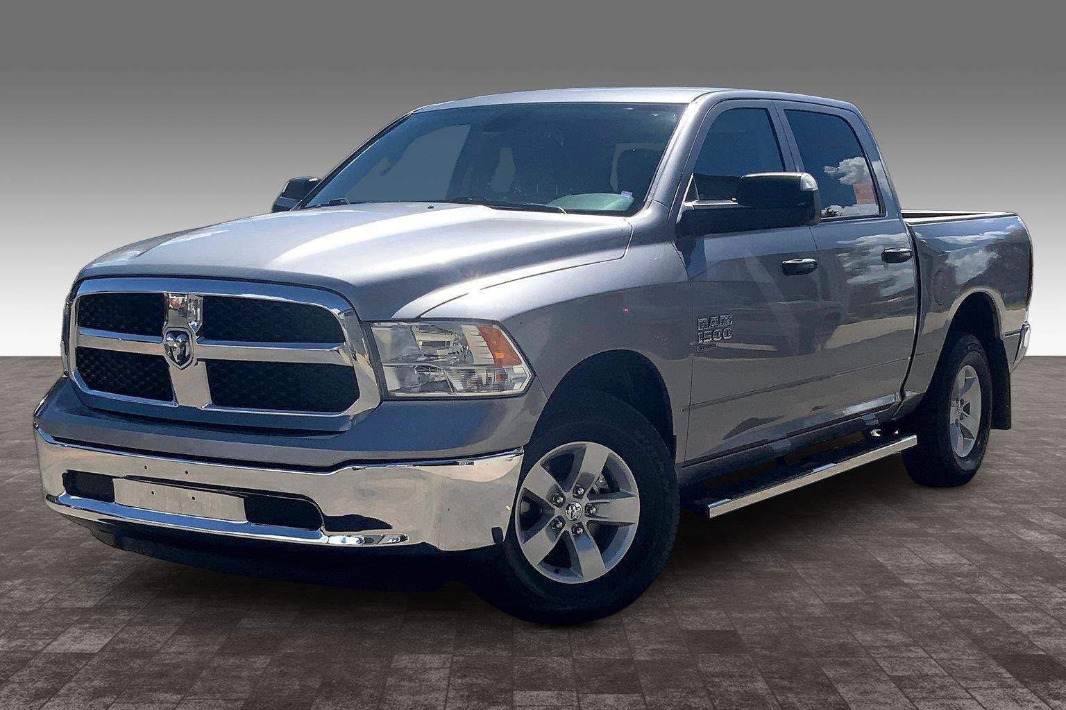 2023 RAM 1500 Classic SLT 4WD Crew Cab 5'7's photo