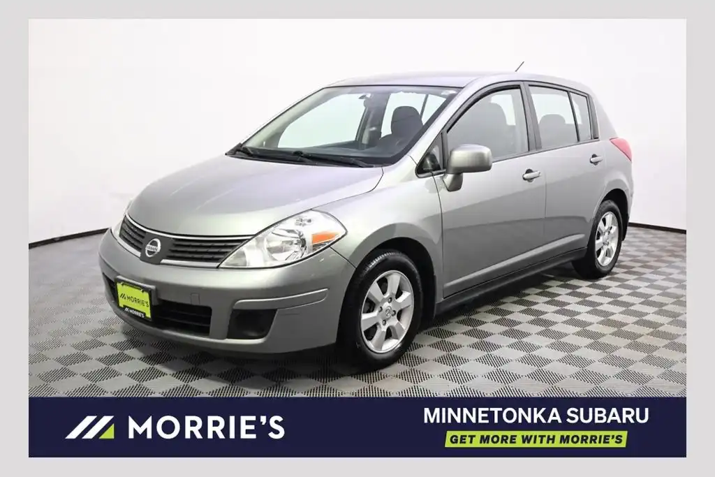 2008 Nissan Versa 1.8 SL CVT's photo