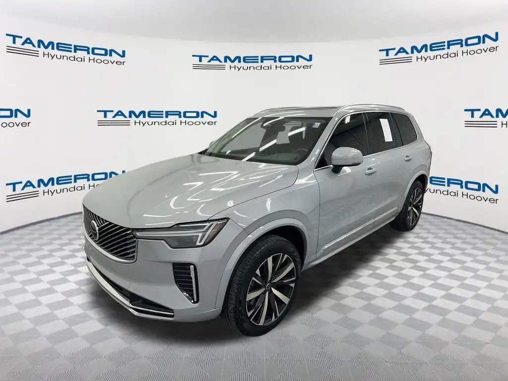 2025 Volvo XC90 B5 Core Bright 4WD's photo