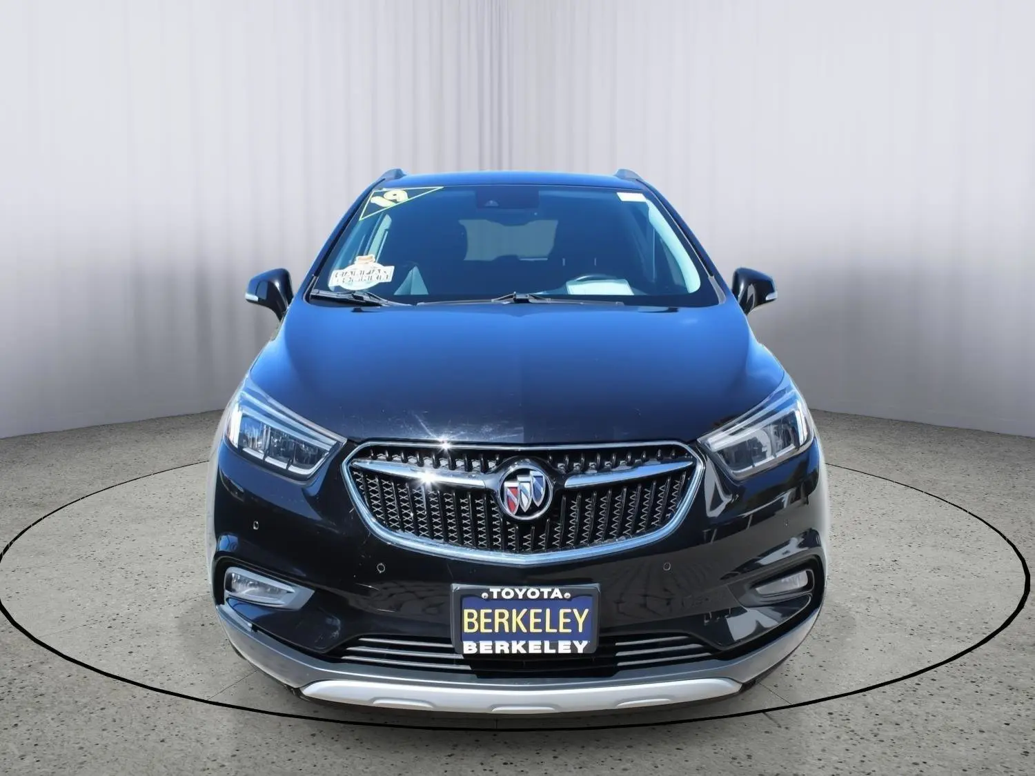 2019 Buick Encore Essence photo 3