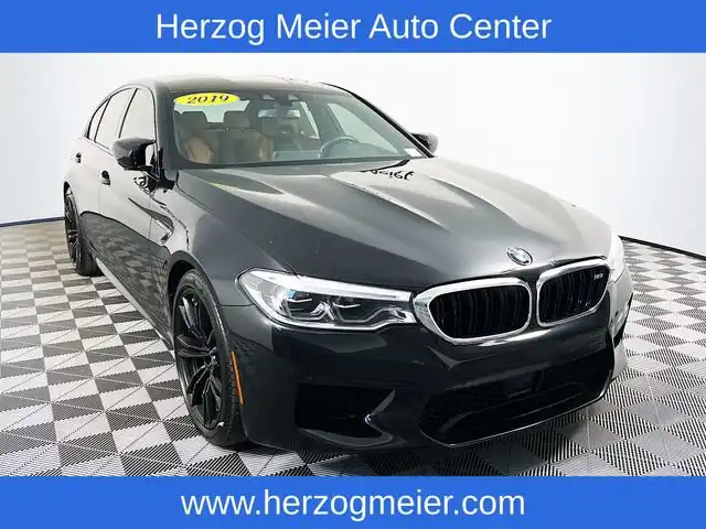 2019 BMW M5 Base's photo