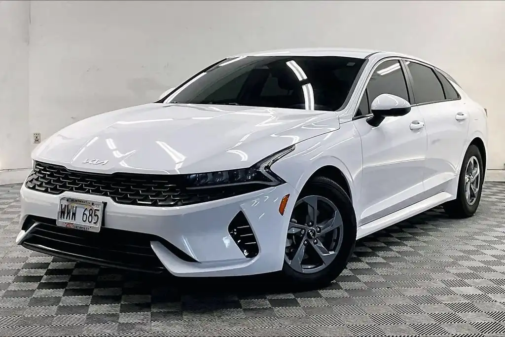 2023 Kia Optima LXS FWD's photo