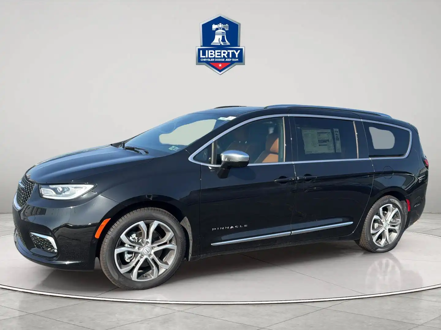2026 Chrysler Pacifica Pinnacle's photo