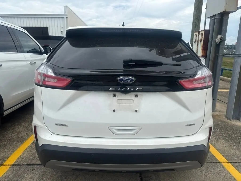 2024 Ford Edge SEL AWD photo 4