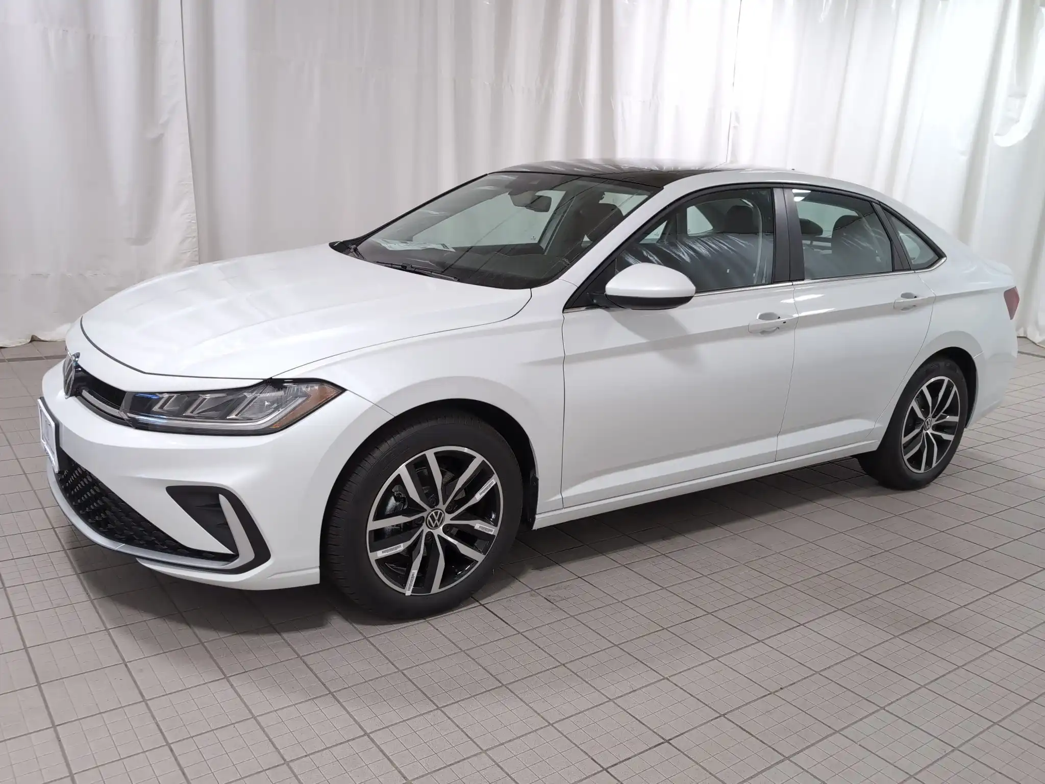 2027 Volkswagen Jetta 1.5T SE's photo