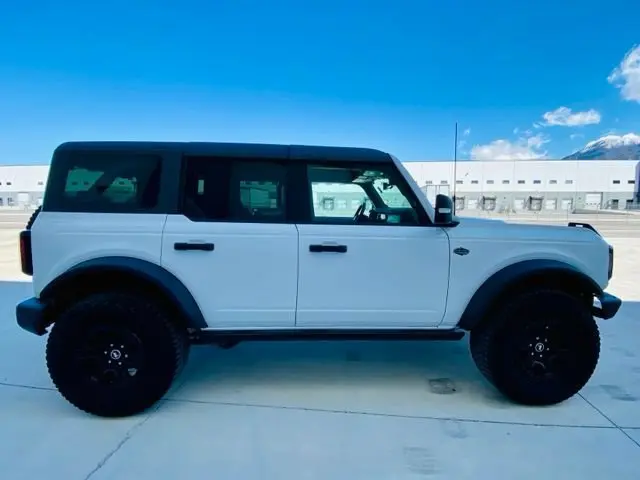 2024 Ford Bronco Wildtrak 4x4 photo 4