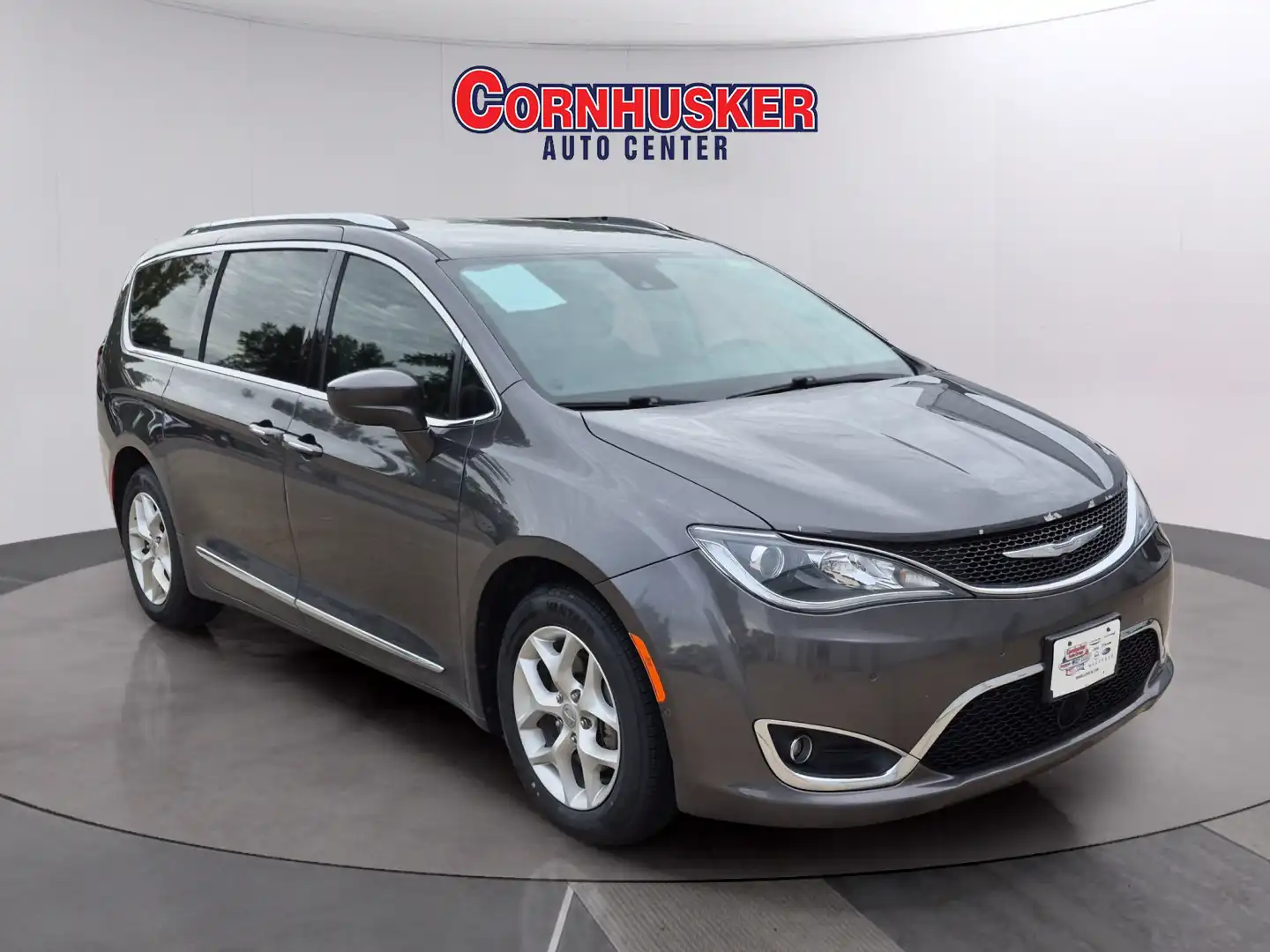 2017 Chrysler Pacifica Touring L Plus's photo