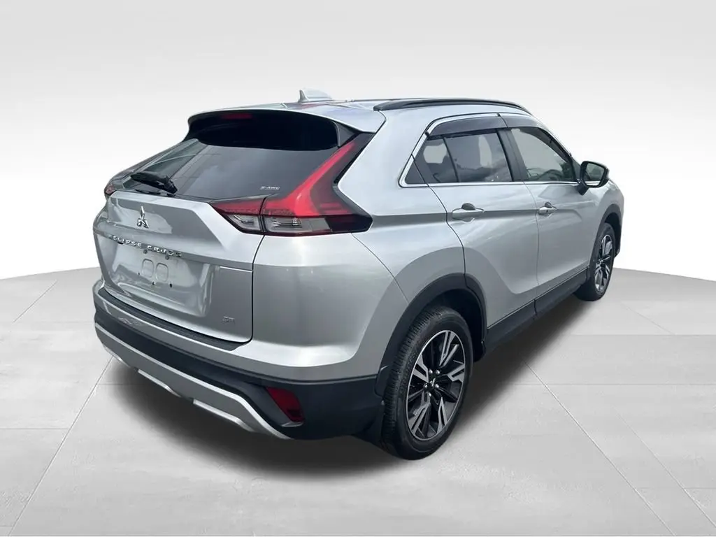 2023 Mitsubishi Eclipse Cross SE S-AWC photo 3