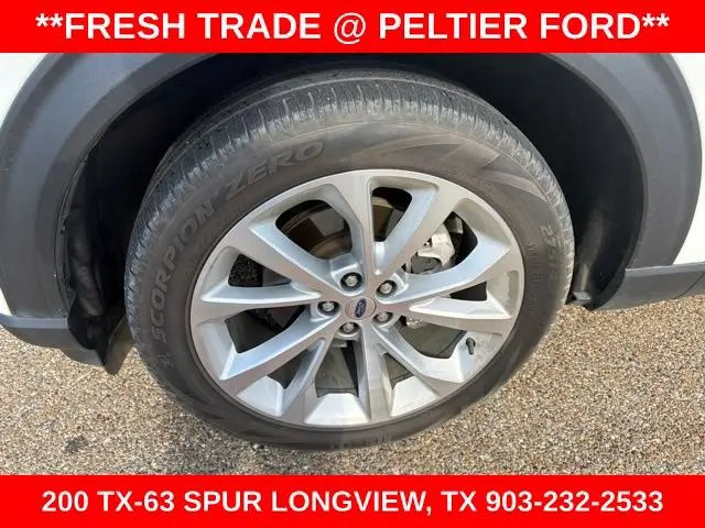2024 Ford Explorer Platinum 4WD photo 4