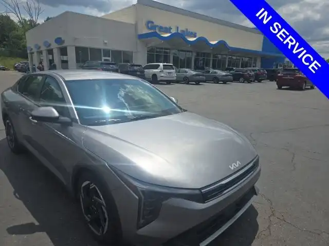 2025 Kia K4 EX AT's photo