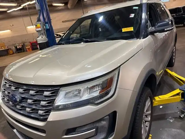 2017 Ford Explorer XLT FWD's photo
