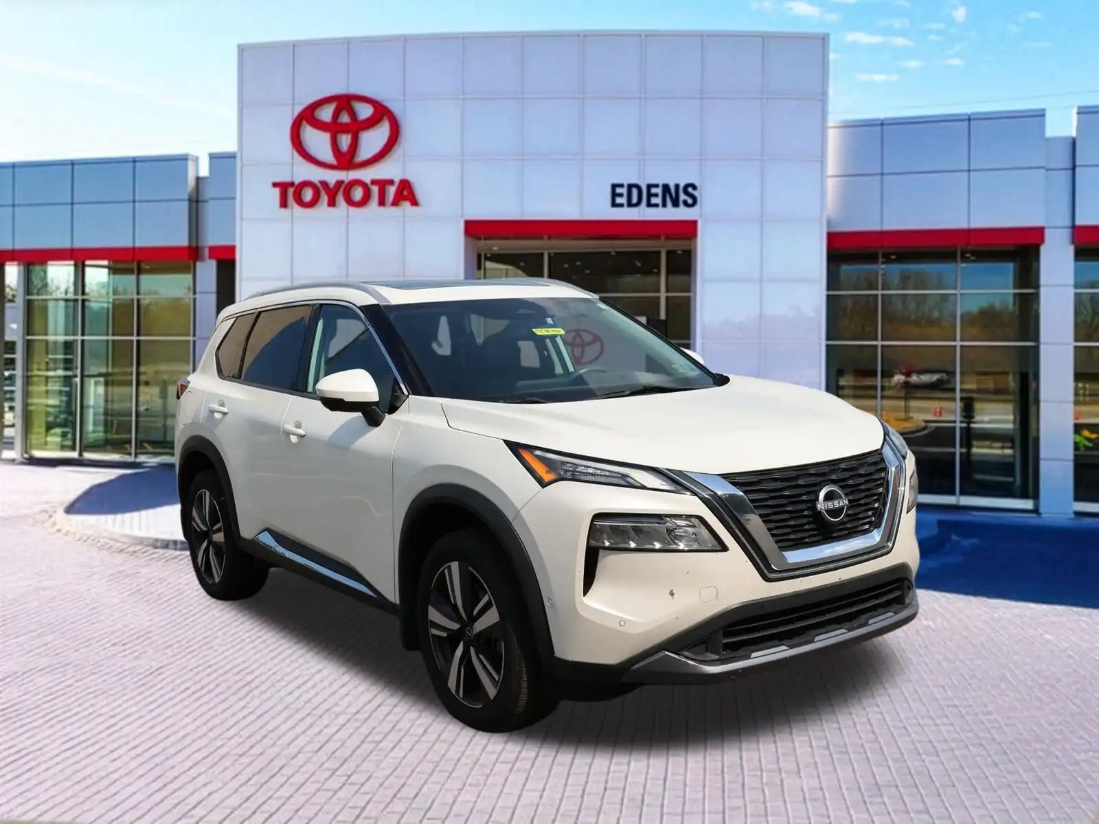 2023 Nissan Rogue SL AWD's photo