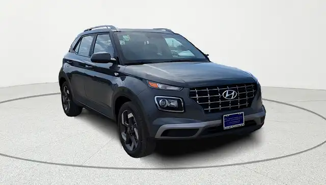 2026 Hyundai Venue SEL w/ 2-Tone Roof IVT's photo