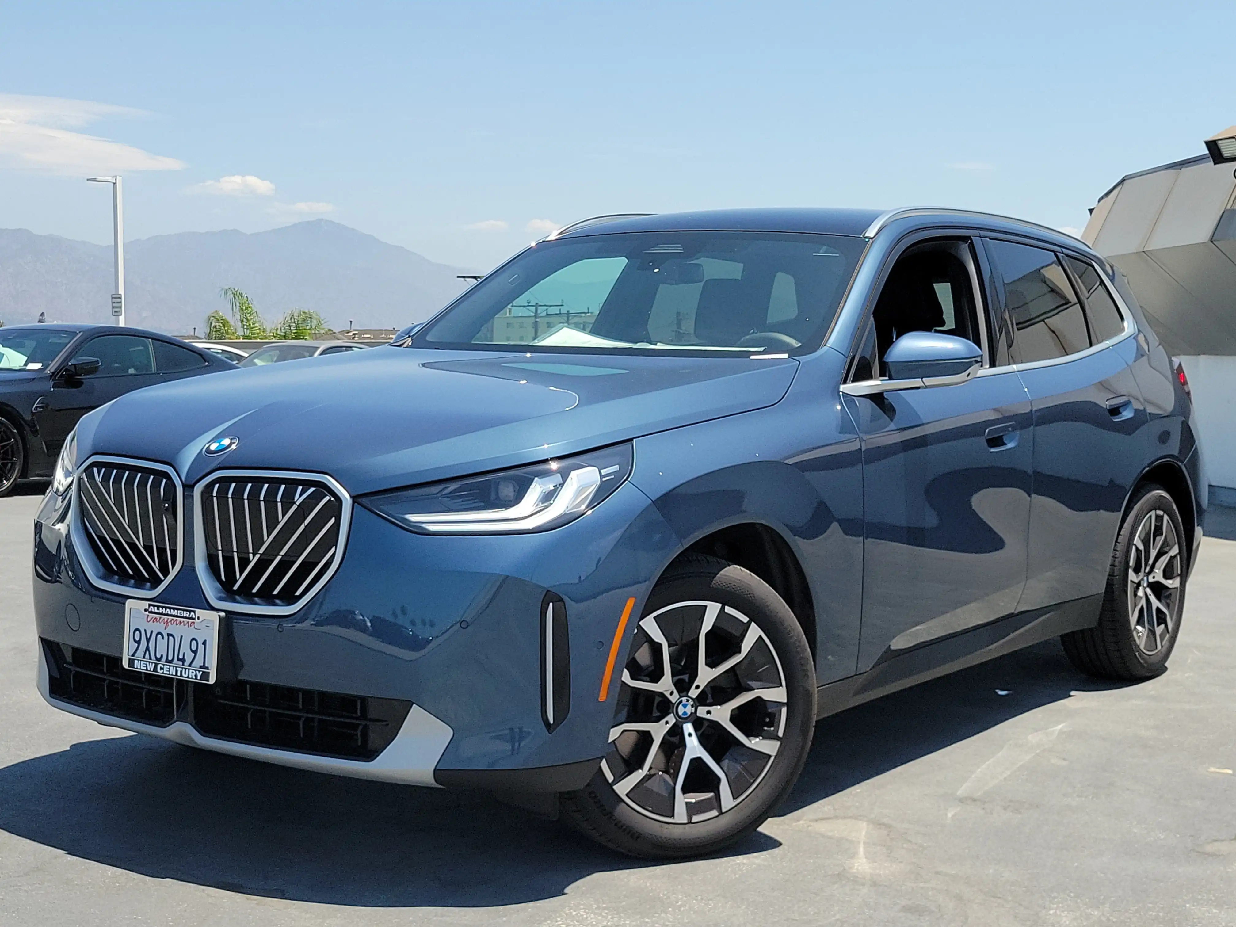 2026 BMW X3 30 XDRIVE's photo