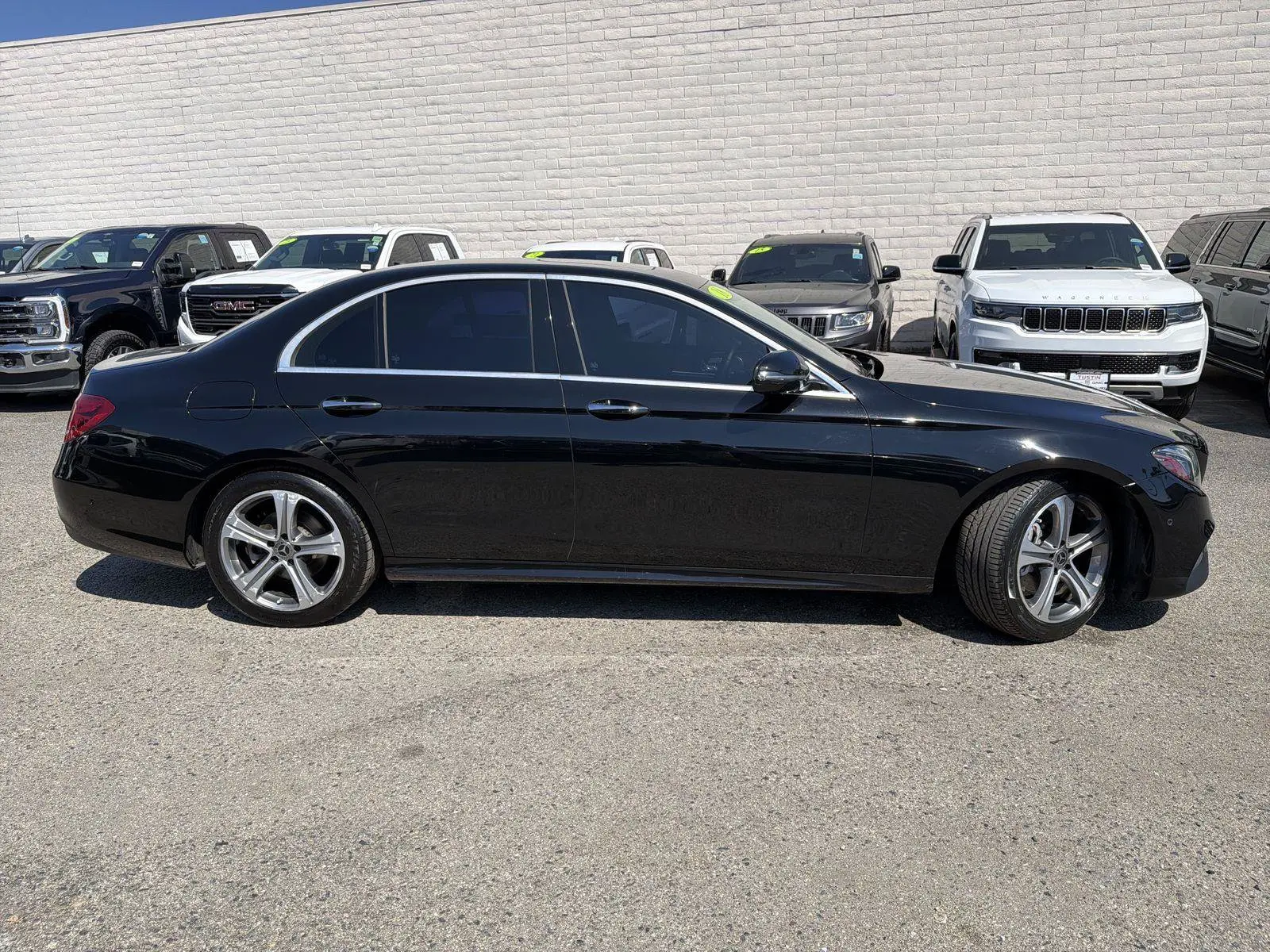 2018 Mercedes-Benz E-Class E300 photo 4
