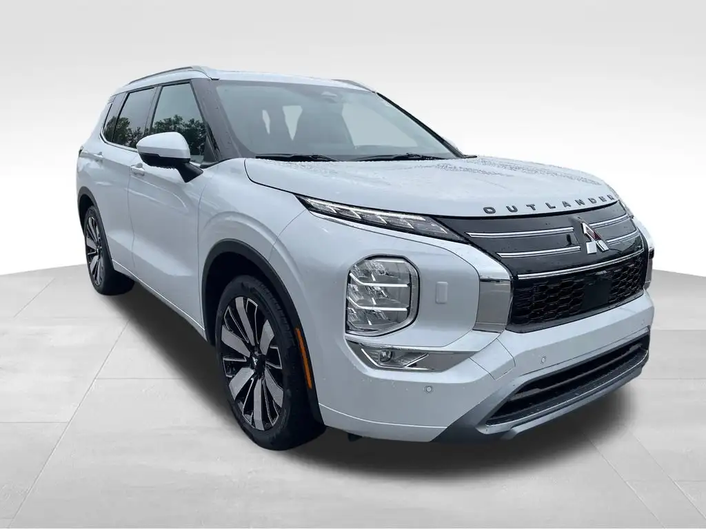 2026 Mitsubishi Outlander SEL S-AWC's photo
