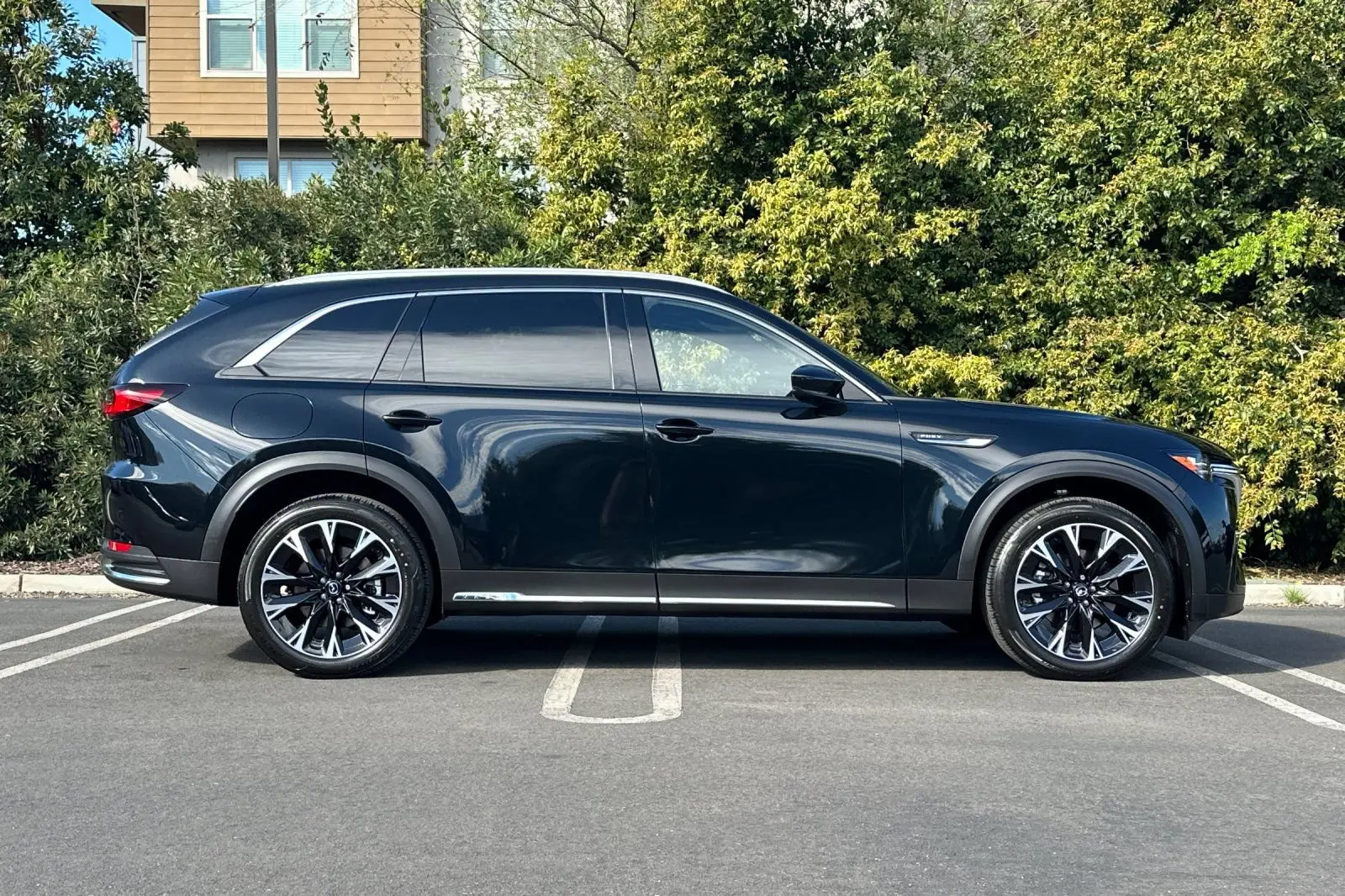 2026 Mazda CX-90 PHEV Premium Plus Package photo 3