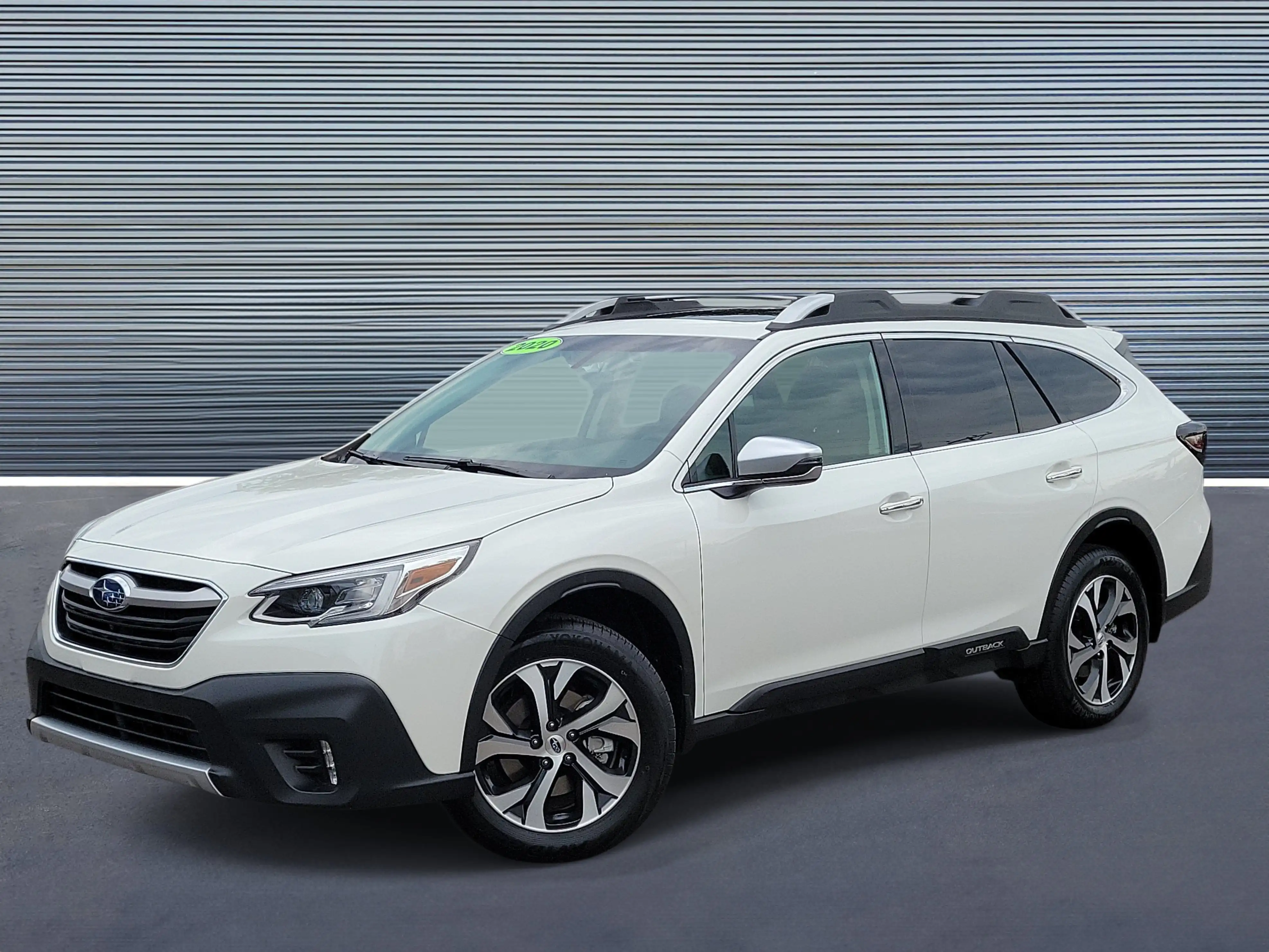 2020 Subaru Outback Touring XT's photo