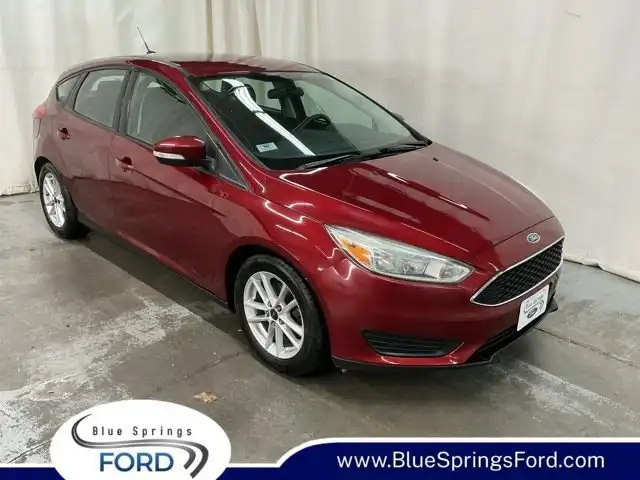 2016 Ford Focus 5 Door Hatch SE's photo