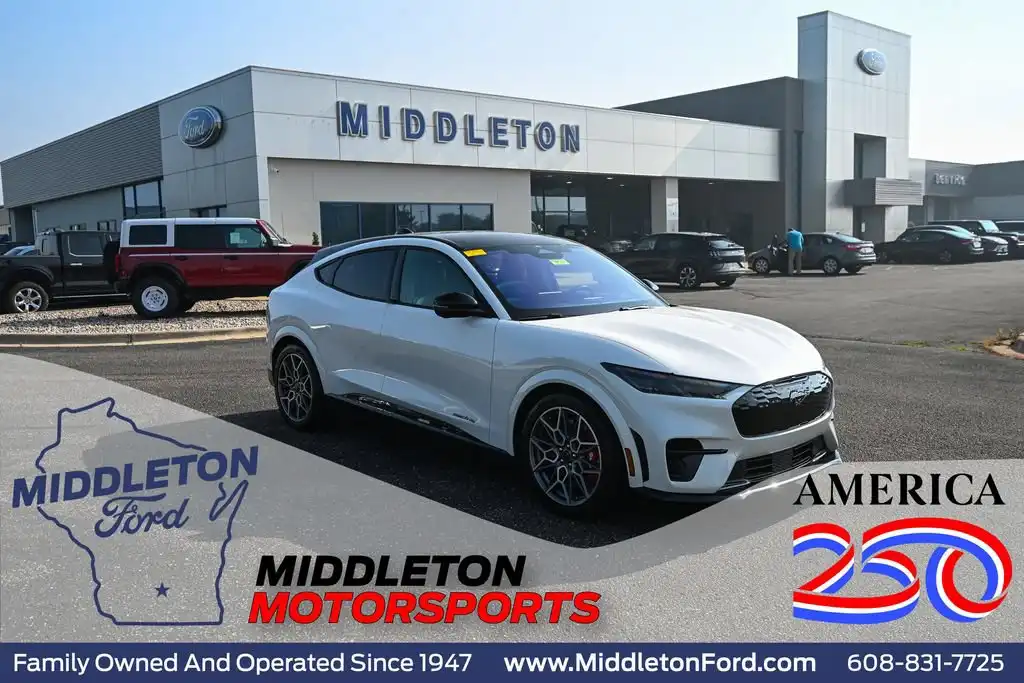 2025 Ford Mustang-Mach-e GT's photo