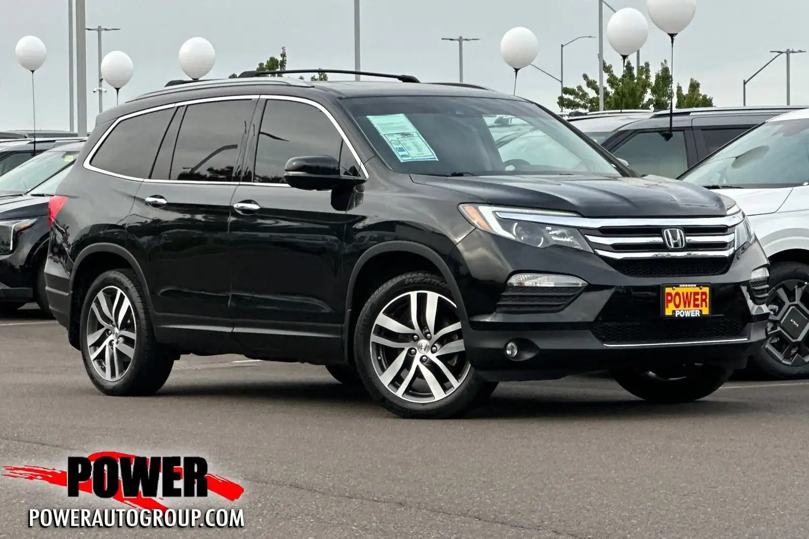2017 Honda Pilot 4WD Elite's photo