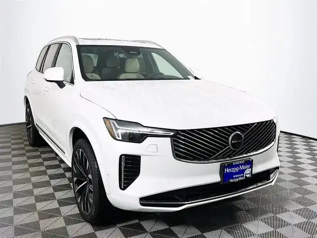 2026 Volvo XC90 B6 Plus Bright 7-Seater AWD's photo